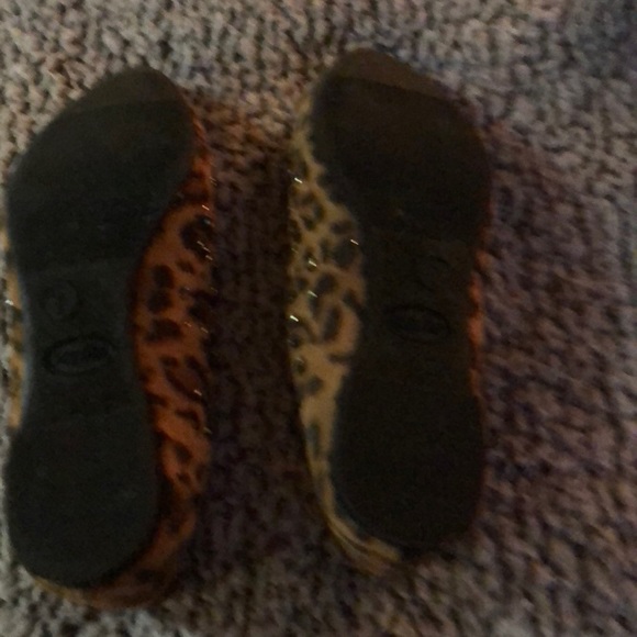 Cheetah print sparkle flats ⭐️🌟⭐️ - Picture 4 of 4